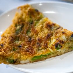 Sung Book Dong - Seafood pancake