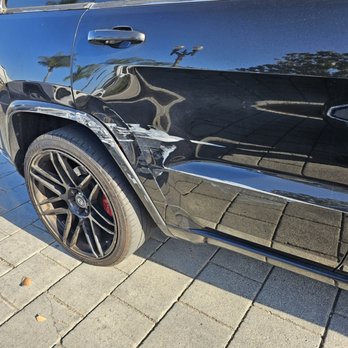 A & R Auto Collision - Body Shops Near Me - South Gate, California