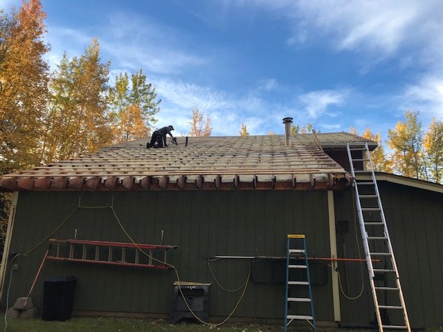 Slide of Pro Roofing