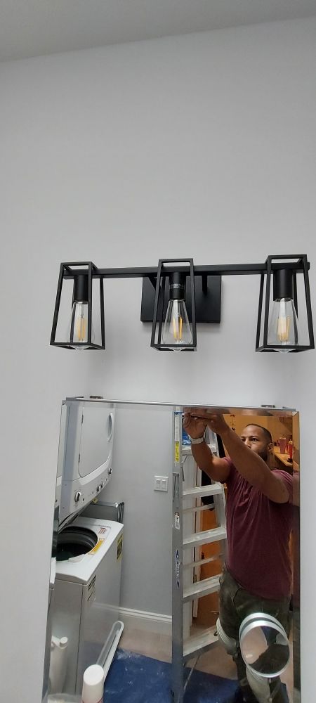 Slide of Hessi's Handy Services