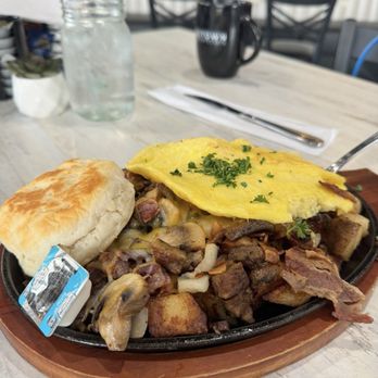 Eggtown - Lithia - Breakfast & Brunch Near Me - Lithia, Florida