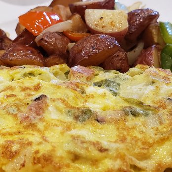 Stax Cafe - Ham, Poblano Pepper, Onion, and Cheddar Omelette. - Breakfast & Brunch Near Me - Chicago, Illinois Stax Cafe - Ham, Poblano Pepper, Onion, and Cheddar Omelette. - Breakfast & Brunch Near Me - Chicago, Illinois