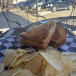 Smash Toast - Enjoying a sandwich outside