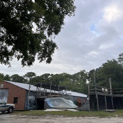 Skate Barn - Outside