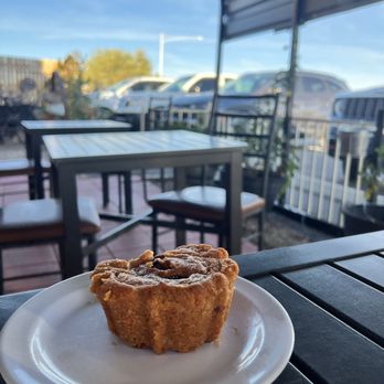 Farmhouse Restaurant - Cranberry muffin - American Near Me - Benson, Arizona Farmhouse Restaurant - Cranberry muffin - American Near Me - Benson, Arizona