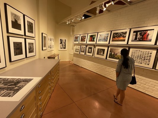 Etherton Gallery by null