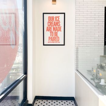 Jeni's Splendid Ice Creams - Interior - Ice Cream & Frozen Yogurt Near Me - Gilbert, Arizona