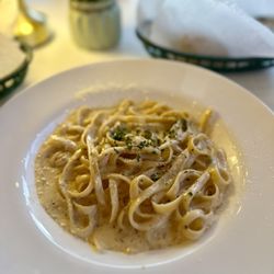Slice Of Italy - Fettuccine Alfredo - yum