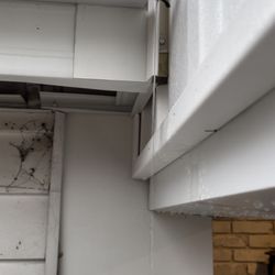 NEO Gutter - Missing, and Gutter is pouring water out onto the house