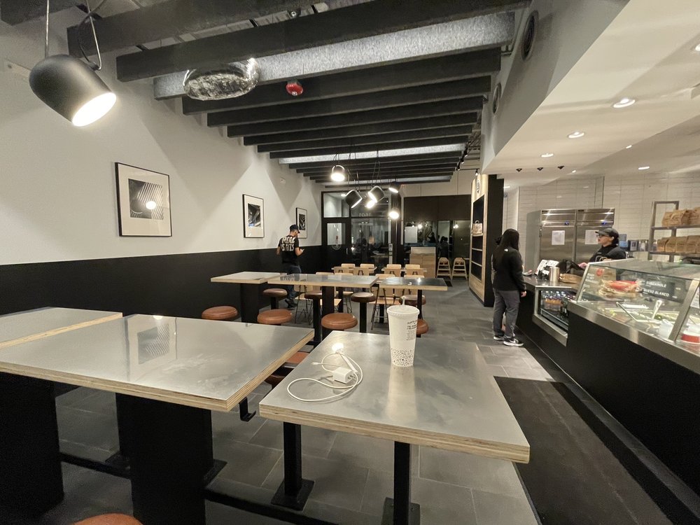 CHIPOTLE MEXICAN GRILL 1601 Mineral Spring Ave, North Providence