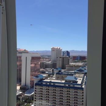 The High Roller - Views! - Amusement Parks Near Me - Las Vegas, Nevada The High Roller - Views! - Amusement Parks Near Me - Las Vegas, Nevada