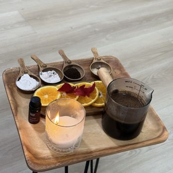 CLEO Nail Bar - Nail Salons Near Me - Pasadena, California