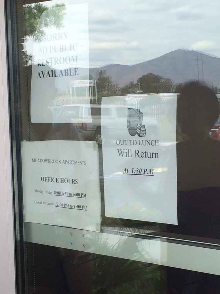 MEADOWBROOK APARTMENTS Updated September 2024 7844 Paradise Valley