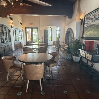 DAOU Vineyards - Wineries Near Me - Paso Robles, California DAOU Vineyards - Wineries Near Me - Paso Robles, California