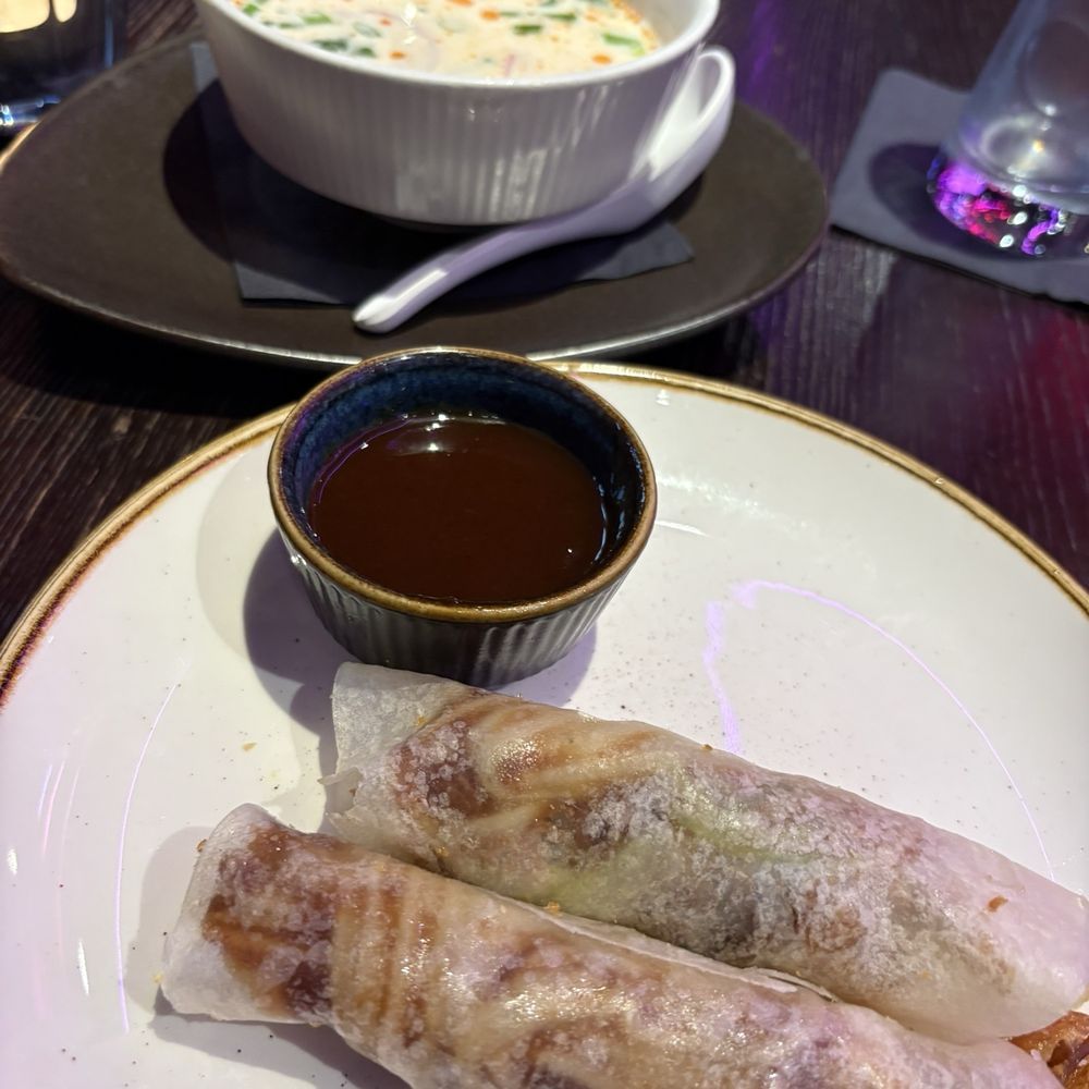 NU Restaurant - Nu Peking duck wraps - Bars Near Me - Berlin, BE NU Restaurant - Nu Peking duck wraps - Bars Near Me - Berlin, BE