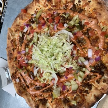 Vinsetta Garage - Burger pizza thing - American Near Me - Berkley, Michigan