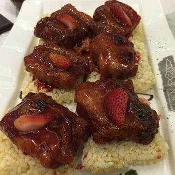 雲來軒 - Pork ribs with rice cracker in strawberry sauce - Dim Sum Near Me - Hong Kong, HK