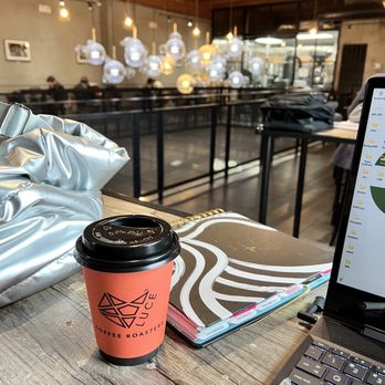 Luce Coffee Roasters - Latte - Coffee Roasteries Near Me - Houston, Texas