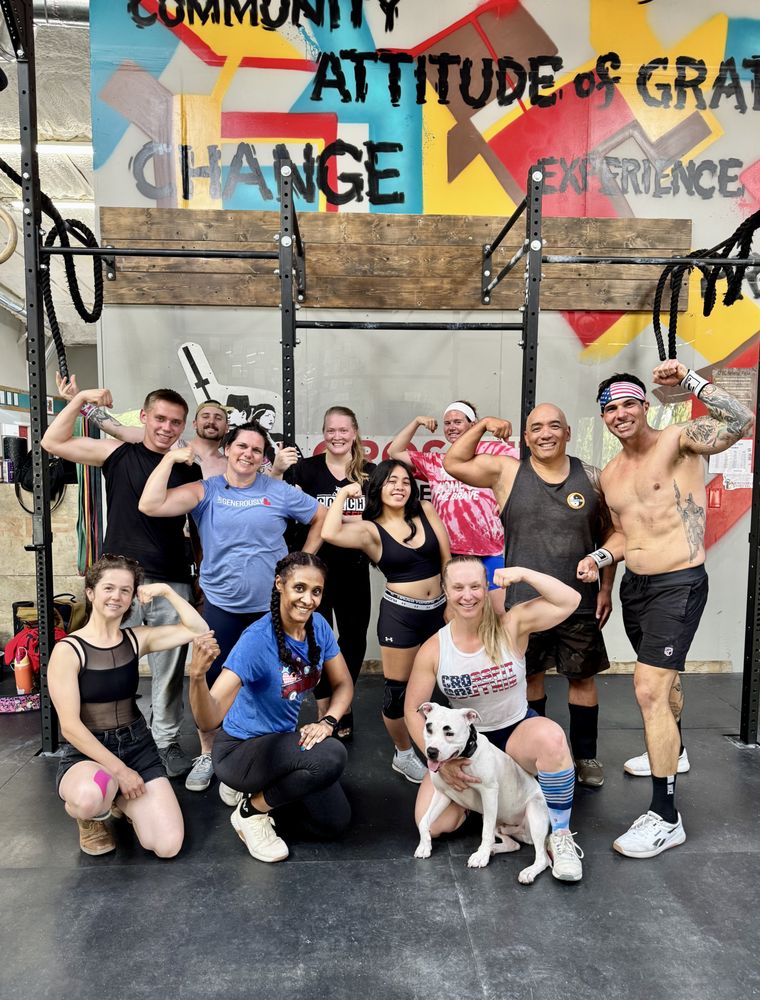 CrossFit Bonnie & Clyde Logo