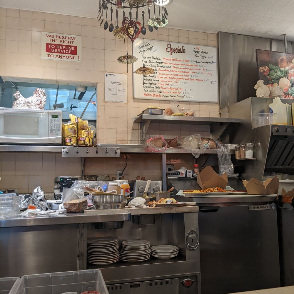 Cameo Cafe - Front row view of the kitchen from our table (Dec 2021) - Breakfast & Brunch Near Me - Portland, Oregon Cameo Cafe - Front row view of the kitchen from our table (Dec 2021) - Breakfast & Brunch Near Me - Portland, Oregon