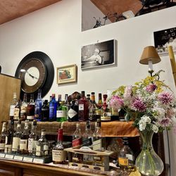 Serrano - Decoration of small bar