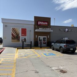 Pilot Travel Center - Store front