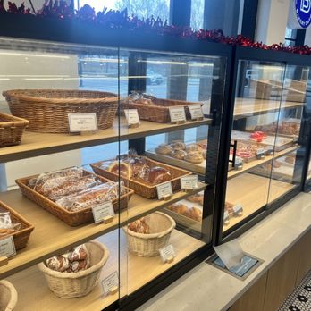 Paris Baguette - Bakeries Near Me - Chicago, Illinois Paris Baguette - Bakeries Near Me - Chicago, Illinois