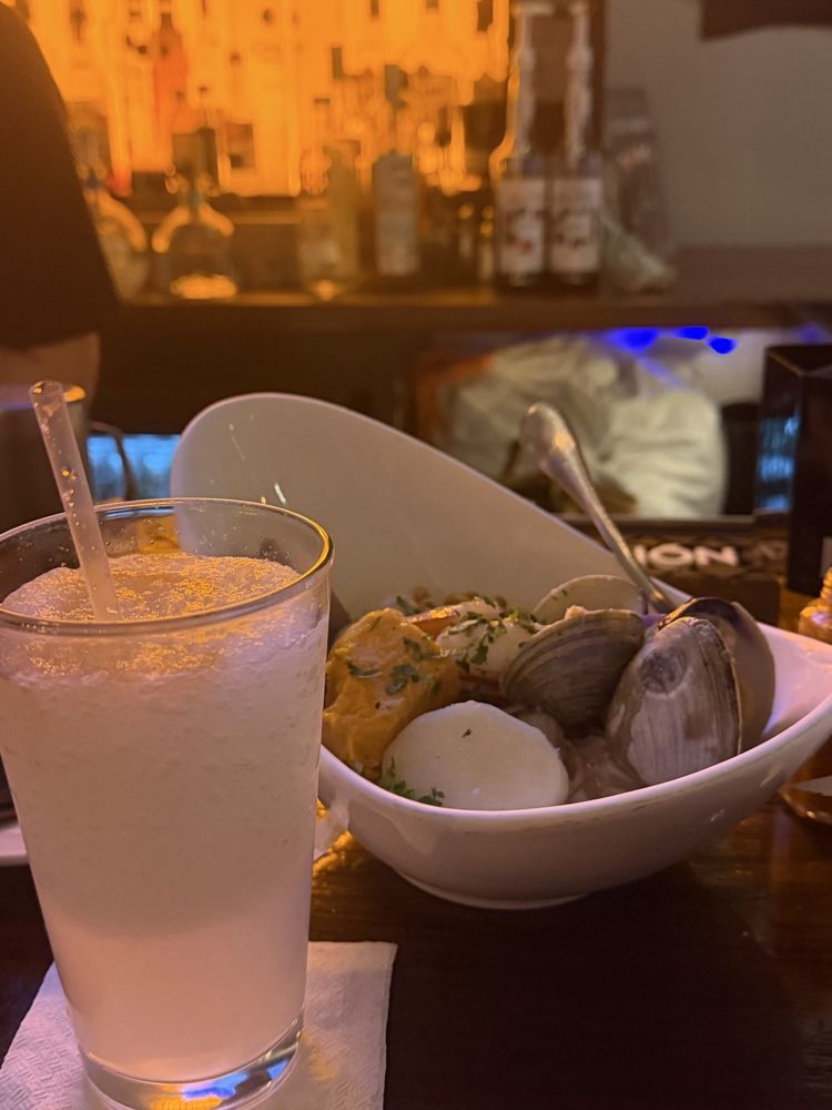 Social spots from Acuario Restaurant - Stamford