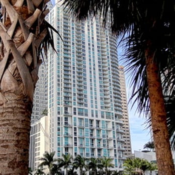 Brickell Park - View among the palm trees. - Landmarks & Historical Buildings Near Me - Miami, Florida