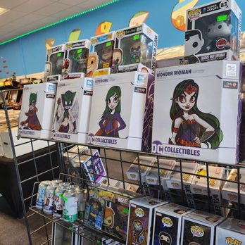 House of M - All the pops! - Comic Books Near Me - Amelia, Ohio House of M - All the pops! - Comic Books Near Me - Amelia, Ohio