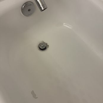 Hilton Albany - Chipped, nasty tub - Hotels Near Me - Albany, New York Hilton Albany - Chipped, nasty tub - Hotels Near Me - Albany, New York