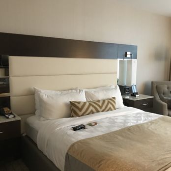 Mohegan Sun - Hotels Near Me - Uncasville, Connecticut Mohegan Sun - Hotels Near Me - Uncasville, Connecticut