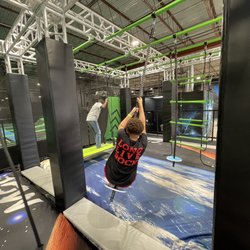 Flow Huntsville Trampoline Park