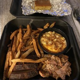 Pulled Chicken Sandwich