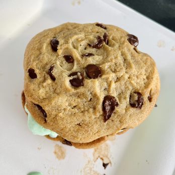 Shanks Waterfront Dining - Fresh baked chocolate chip cookies for their ice cream sandwich - New American Near Me - Clinton, Connecticut Shanks Waterfront Dining - Fresh baked chocolate chip cookies for their ice cream sandwich - New American Near Me - Clinton, Connecticut