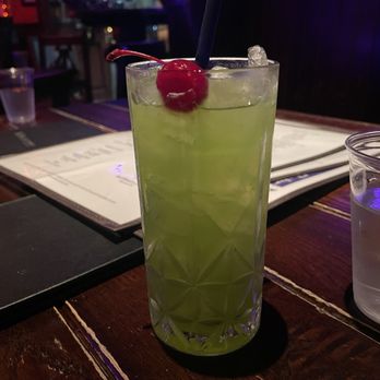 The Auld Dubliner - Midori Sour - Irish Near Me - Long Beach, California