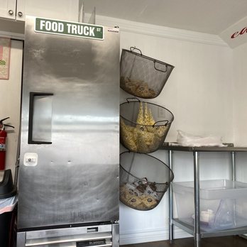 Renee’s Cheesecake - Very clean and easy setup. - Food Trucks Near Me Renee’s Cheesecake - Very clean and easy setup. - Food Trucks Near Me