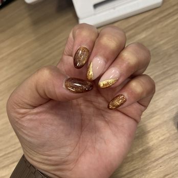 Pro Nails Salon - My manicure with full set done by Hung - Nail Salons Near Me - Bakersfield, California