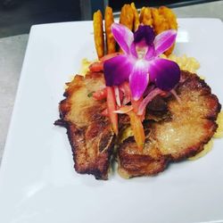 JZ Sports Bar and Restaurant