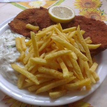 Chez Ernstle - Schnitzel "Athen". Schmeckt super, reichlich Tzaziki und ein speziell gewürzte Panade. Lohnt sich ! - German Near Me - Pforzheim, BW Chez Ernstle - Schnitzel "Athen". Schmeckt super, reichlich Tzaziki und ein speziell gewürzte Panade. Lohnt sich ! - German Near Me - Pforzheim, BW