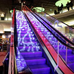 Shoppi Tivoli - Rolltreppen Challenge im Shoppi Tivoli
