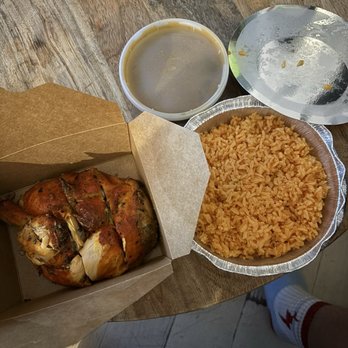 Casa Adela - 1/2 Pollo, arroz Amarillo, beans - Latin American Near Me - New York, New York Casa Adela - 1/2 Pollo, arroz Amarillo, beans - Latin American Near Me - New York, New York