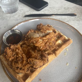 H Cafe - Breakfast & Brunch Near Me - Los Angeles, California