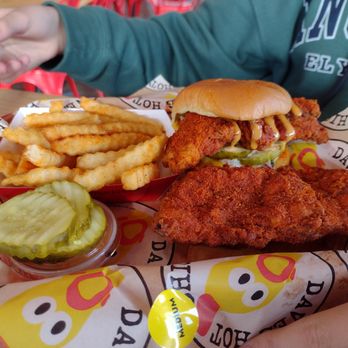 Dave's Hot Chicken - Chicken Shop Near Me - Dickson City, Pennsylvania Dave's Hot Chicken - Chicken Shop Near Me - Dickson City, Pennsylvania
