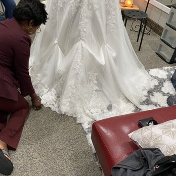 Perfect Fit Alterations & Tailoring - Sewing & Alterations Near Me - Pflugerville, Texas Perfect Fit Alterations & Tailoring - Sewing & Alterations Near Me - Pflugerville, Texas