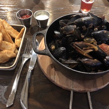 Guinness Open Gate Brewery - PEI mussels, very generous portion... like a buffet portion - Breweries Near Me - Halethorpe, Maryland Guinness Open Gate Brewery - PEI mussels, very generous portion... like a buffet portion - Breweries Near Me - Halethorpe, Maryland