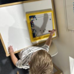 Little Play Place - Fun with magnets