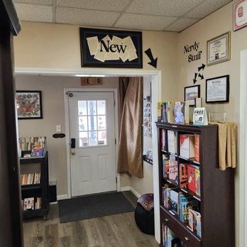 The Book Burrow - Bookstores Near Me - Pflugerville, Texas