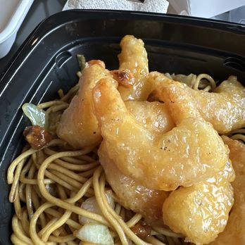Panda Express - Shrimp and chow mein - Chinese Near Me - Bend, Oregon