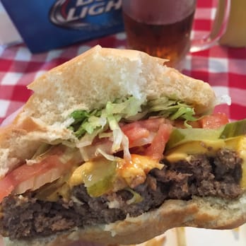 Quatman Cafe - Burgers Near Me - Mason, Ohio